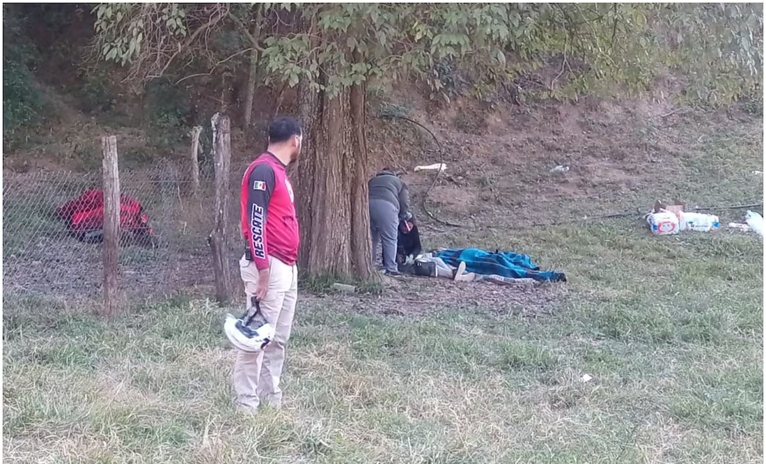 Derrumbe en Badiraguato, Sinaloa, fue desgajamiento de un cerro y no una mina, dice Protección Civil; hay dos personas muertas