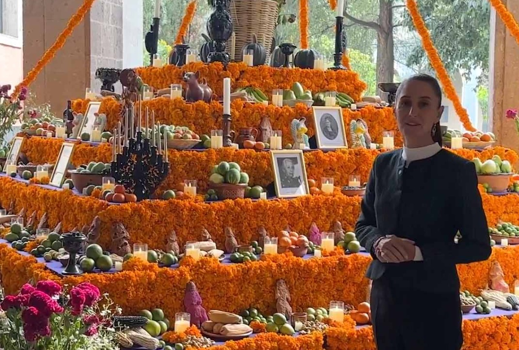 Ofrenda es para las Heroínas de la Patria: Sheinbaum