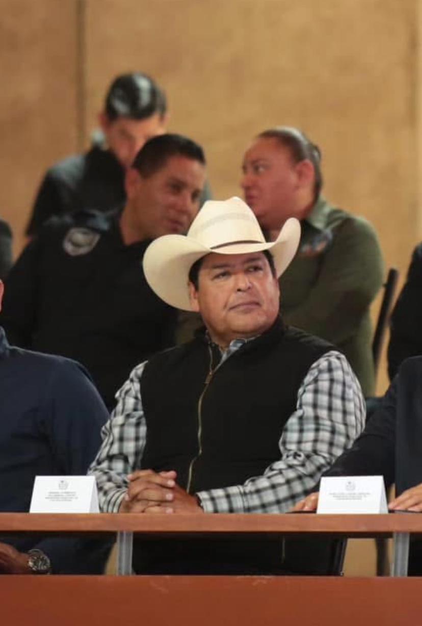 Refirma Beto compromiso con seguridad de Ciénegas