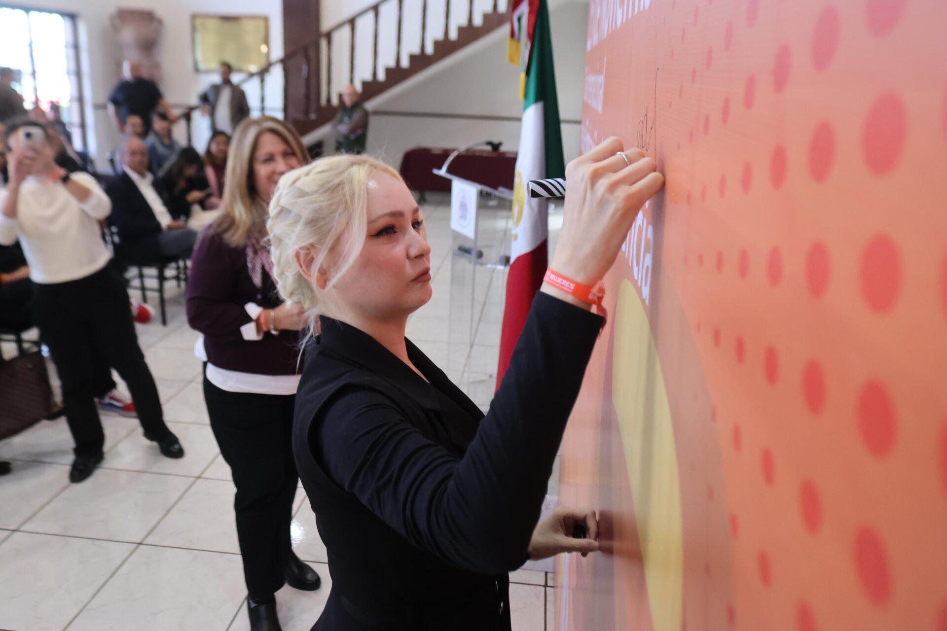 Realizan jornada de activismo contra la violencia a la mujer