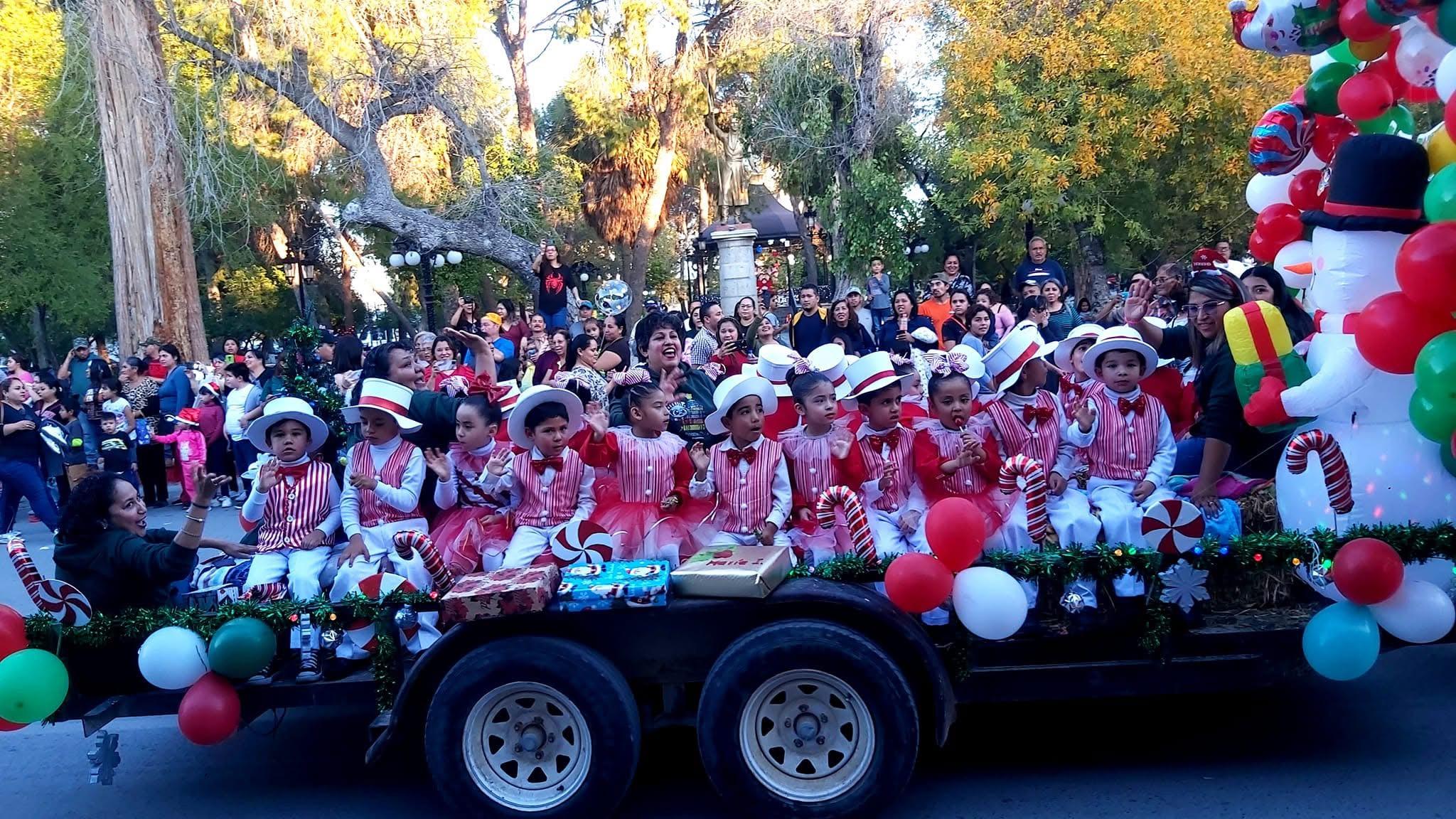 HOY EL DESFILE NAVIDEÑO EN SB
