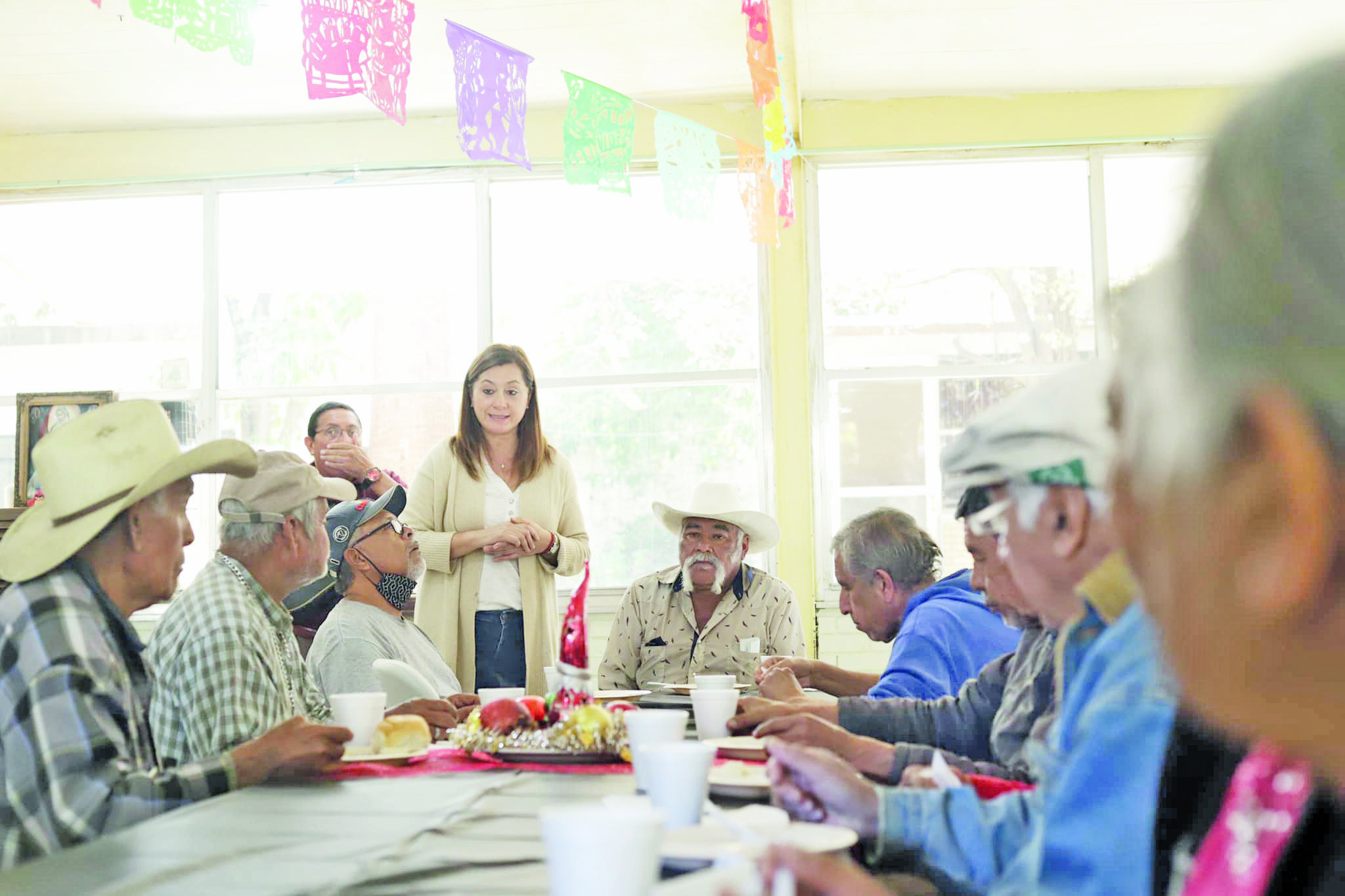 Celebra DIF posada en Comedor Comunitario