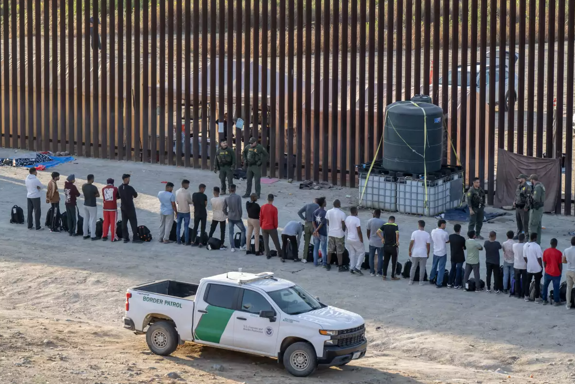 Deportación de mexicanos costará 7,330 mdd al gobierno de Trump, según informe