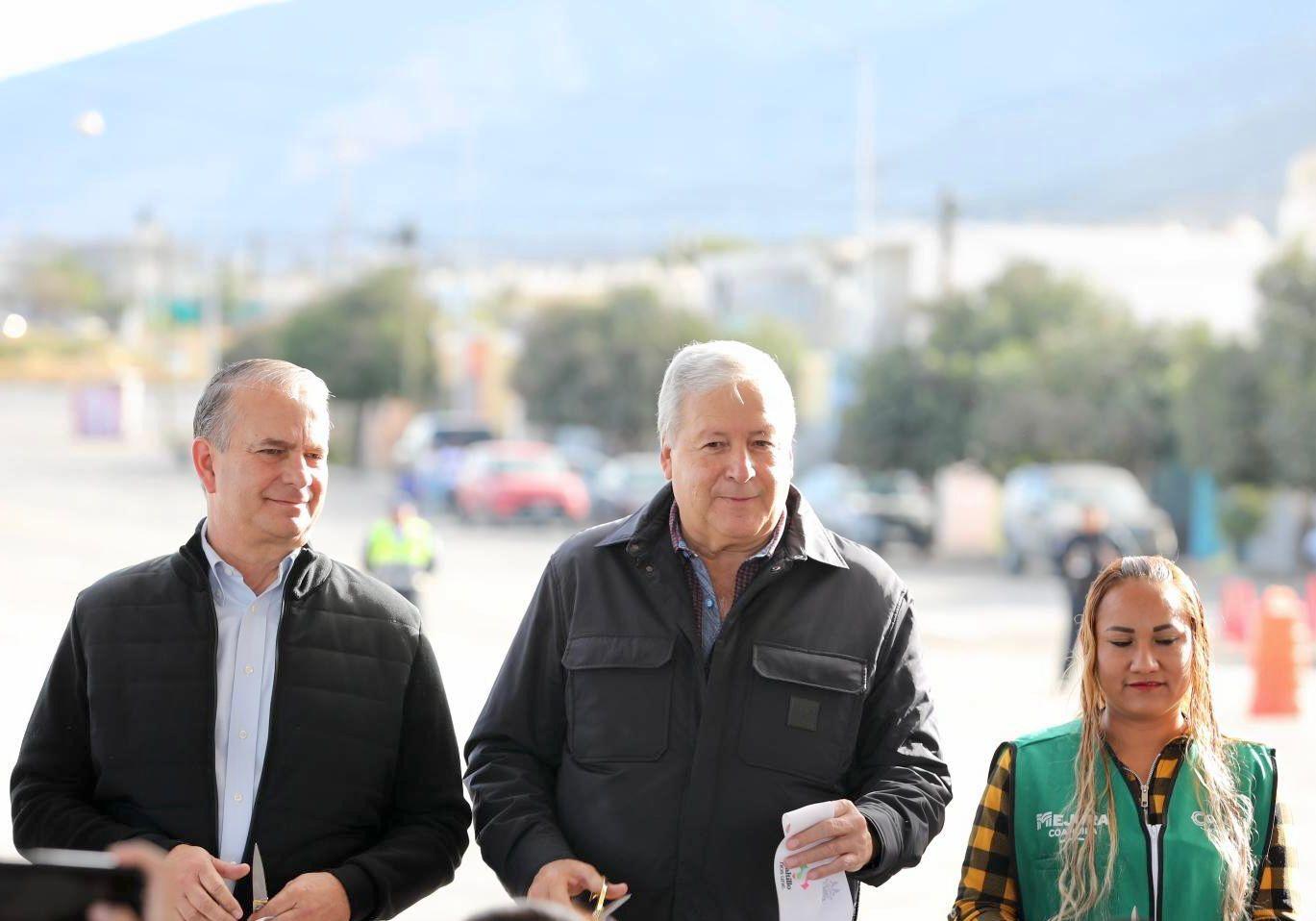 Transforman movilidad con puente vehicular y peatonal