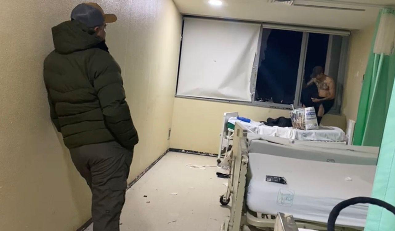 Evita bombero joven se lance hacia vacío