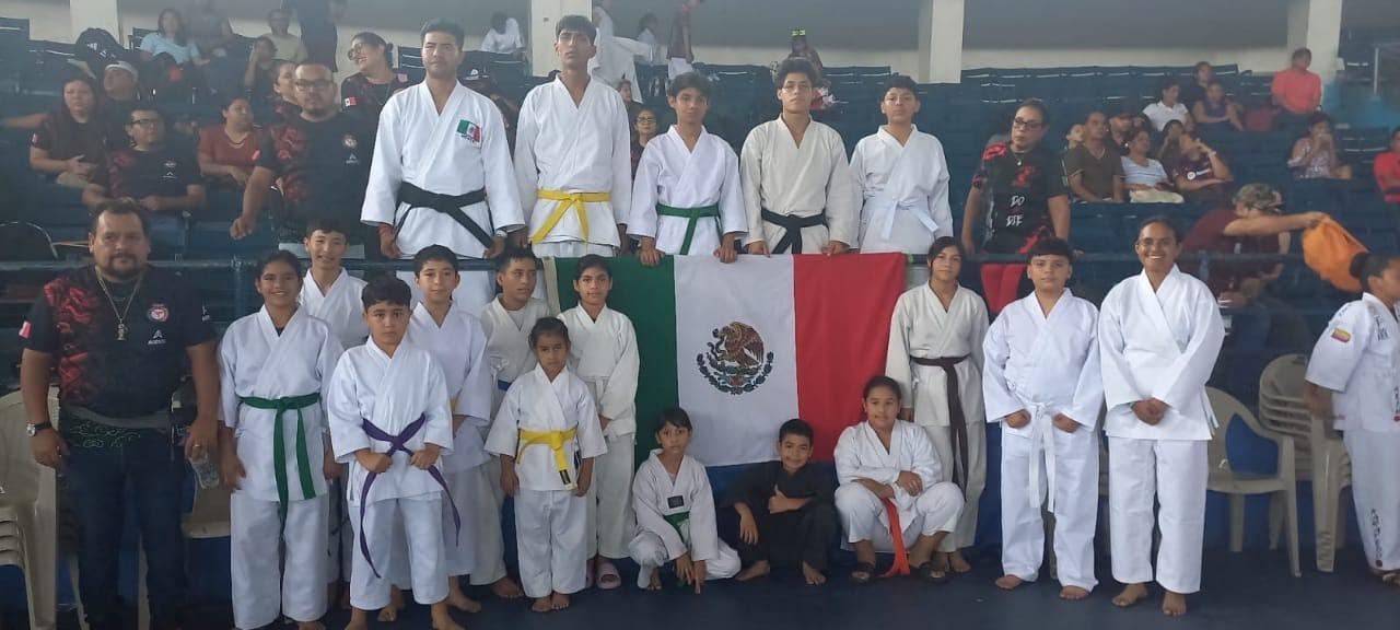 Destacan coahuilenses en torneo de Artes Marciales