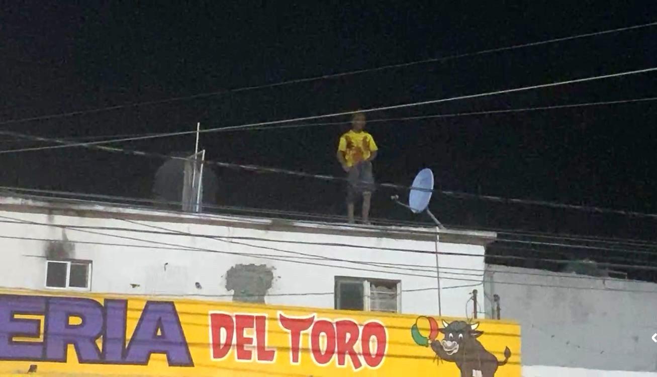 DESATA ADICTO SHOW EN LA COLONIA OCCIDENTAL