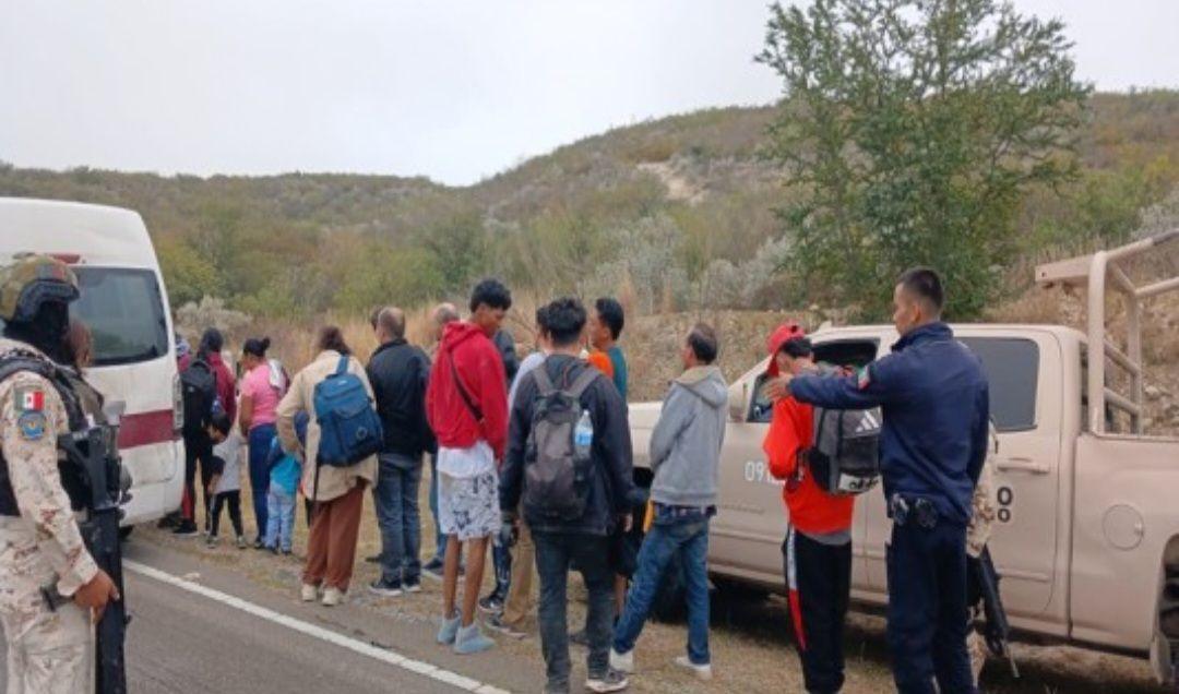 Autoridades aseguran a 57 migrantes en PN