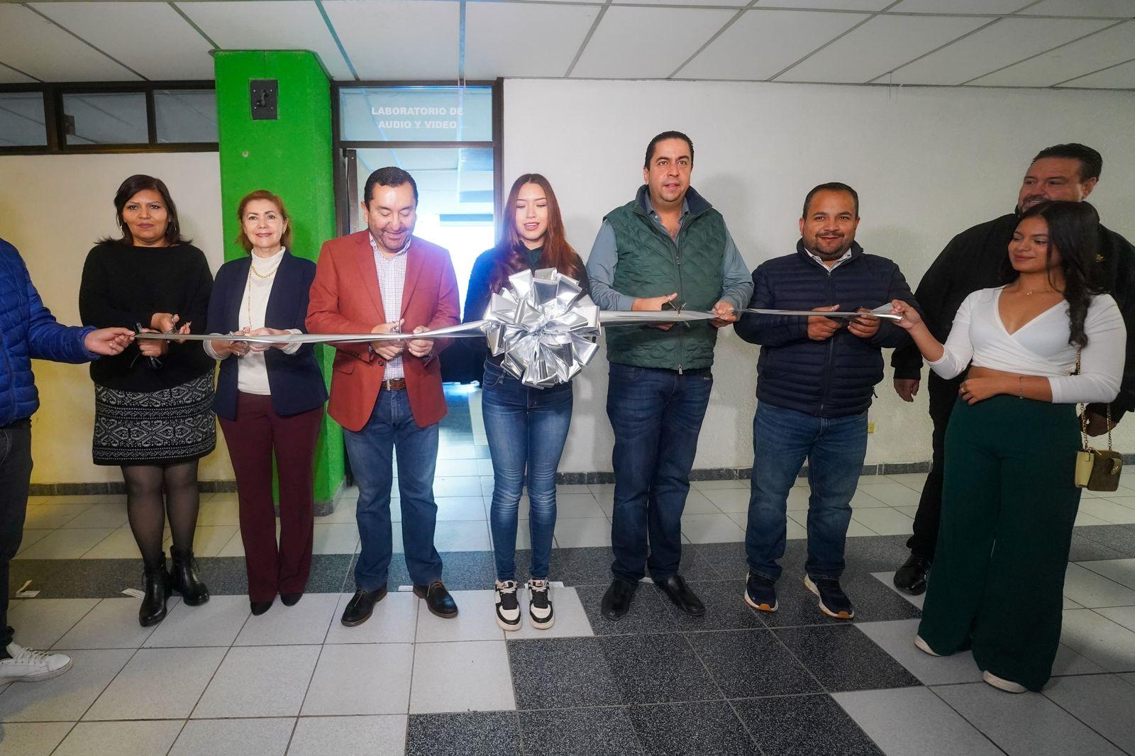 Concluye Chema Morales ‘Mejora Tu Escuela’ en UTC