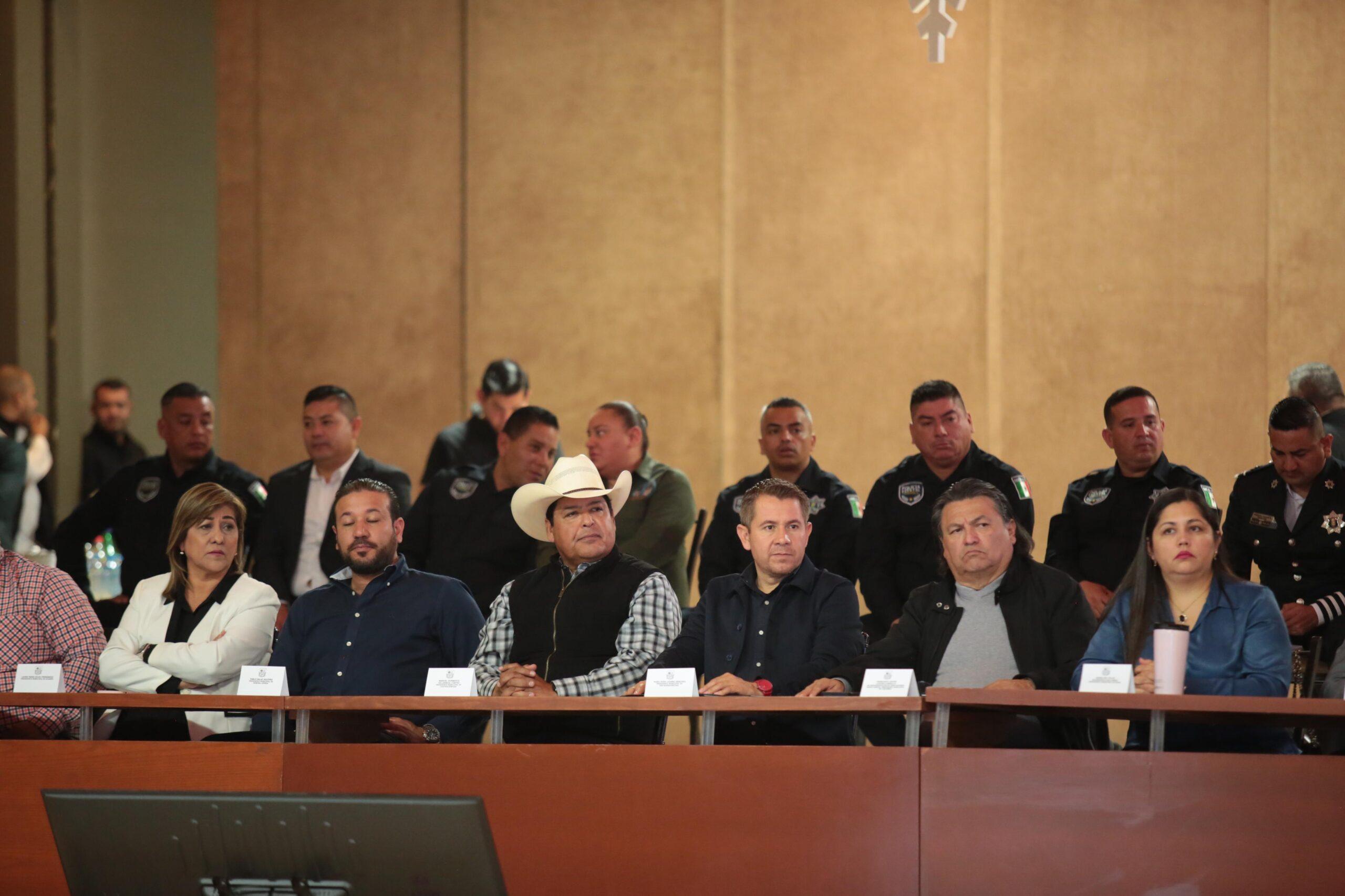 ‘San Buena está más seguro con Manolo’