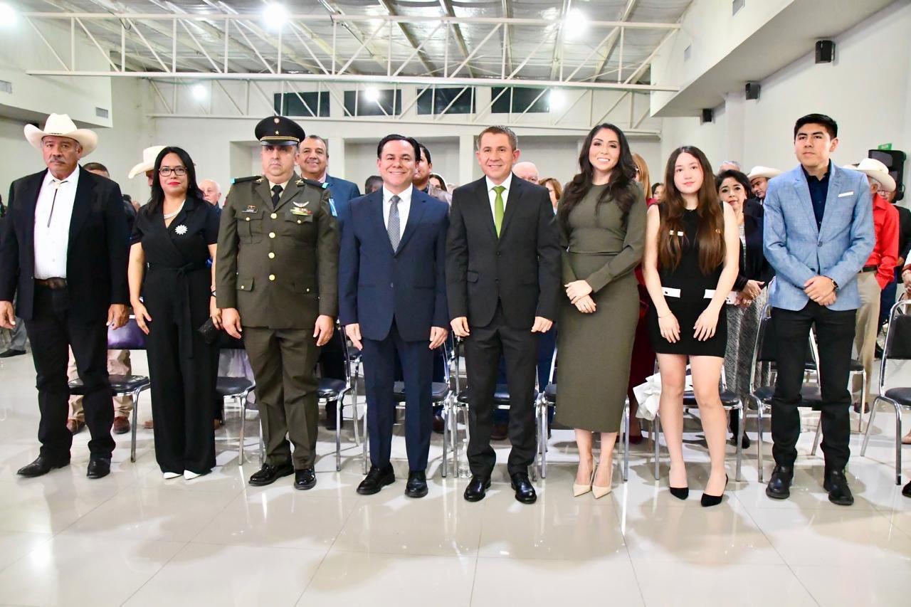 PRESENTA HUGO TERCER INFORME