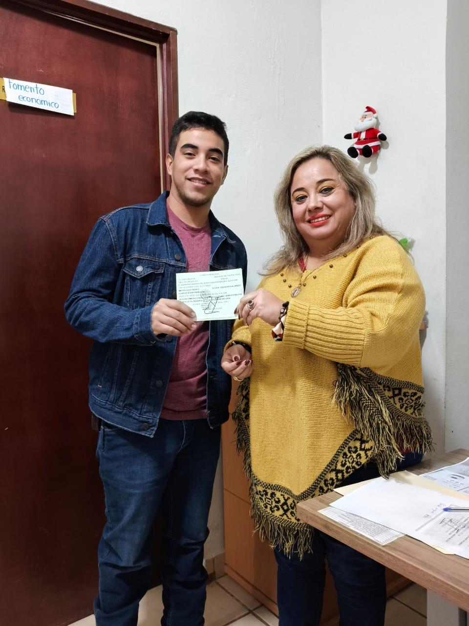 Informa SB entrega de la cartilla militar