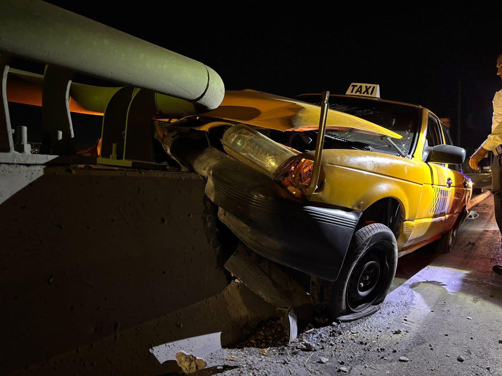 Detienen ebrio taxista tras accidente en Saltillo