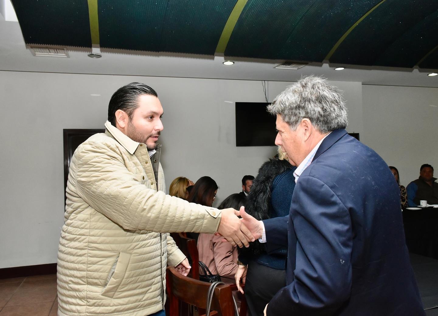 Convoca Carlos a regidores hacer equipo por Monclova