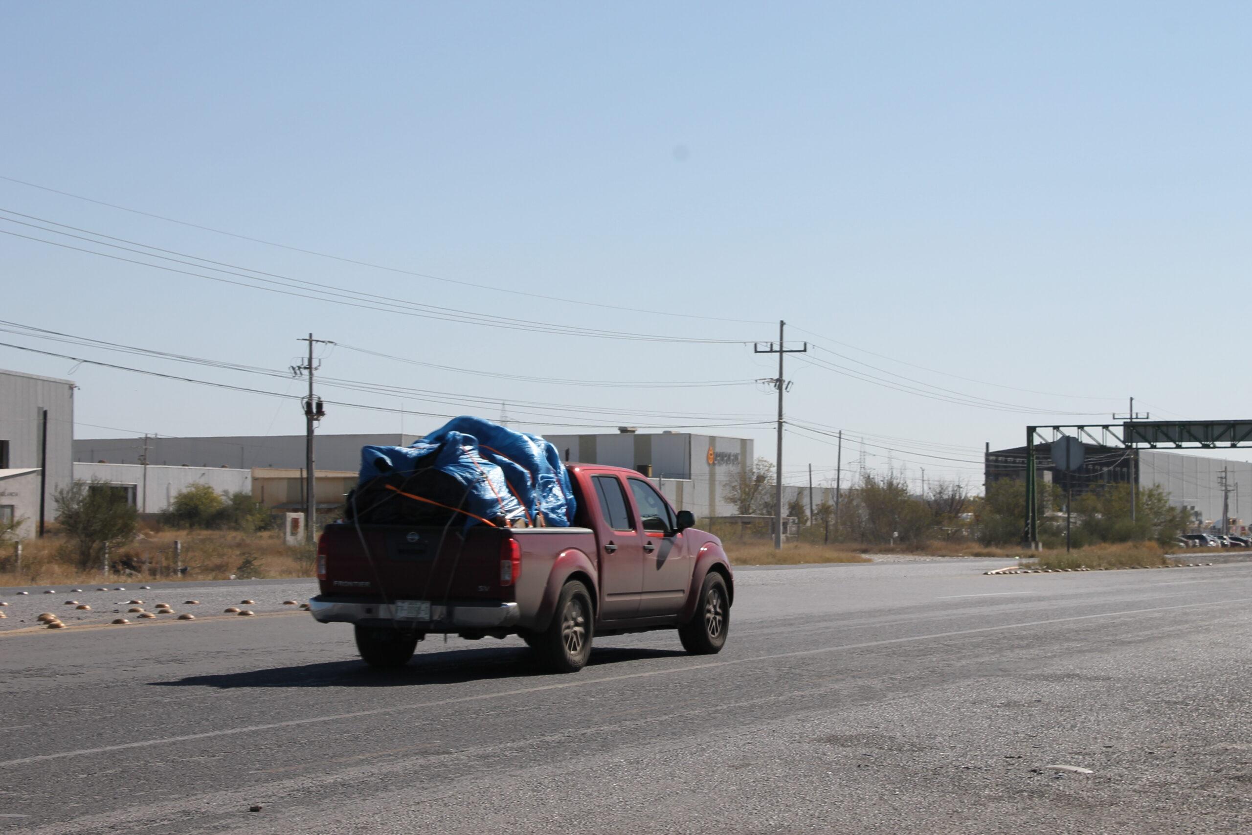 Única opción segura es por Coahuila: paisanos
