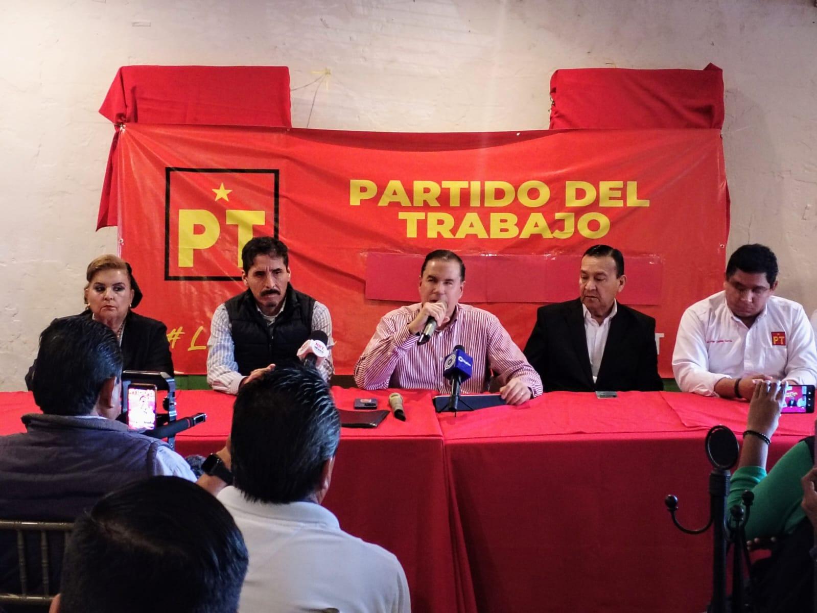 Sugiere Mejía estímulos para reactivar AHMSA