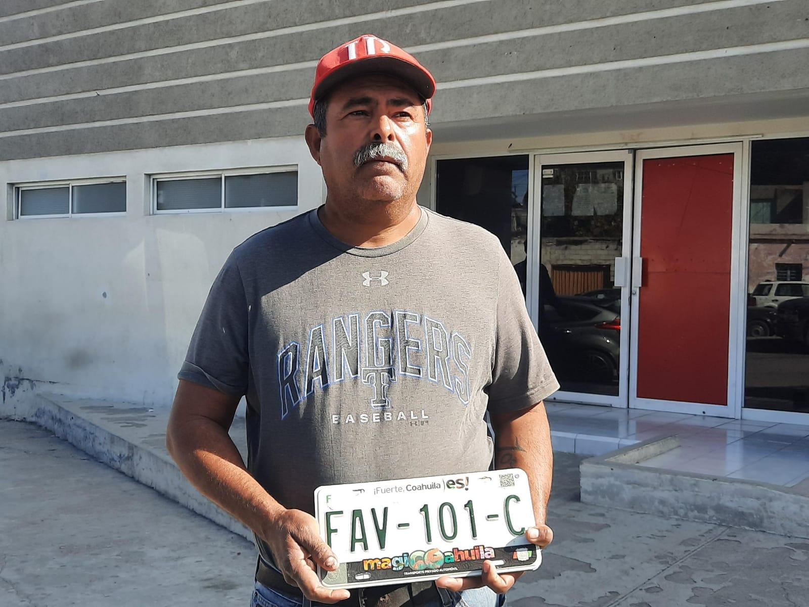 Logra ubicar camioneta pareja que fue estafada