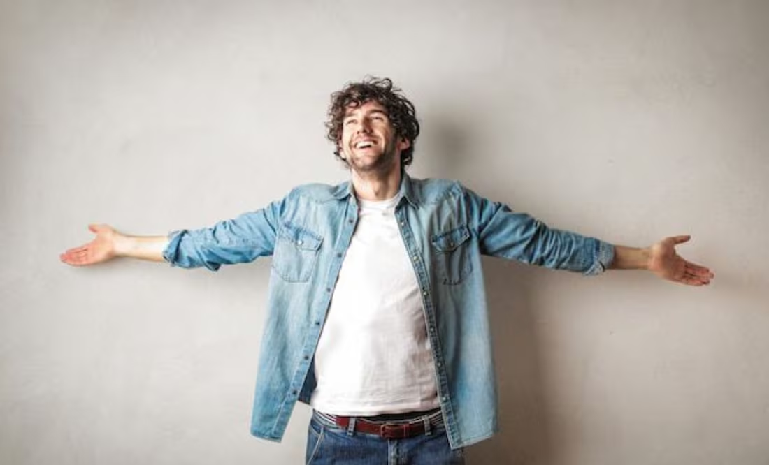 7 cosas que se pueden hacer a cualquier edad para invertir en felicidad; esto dice especialista de Harvard