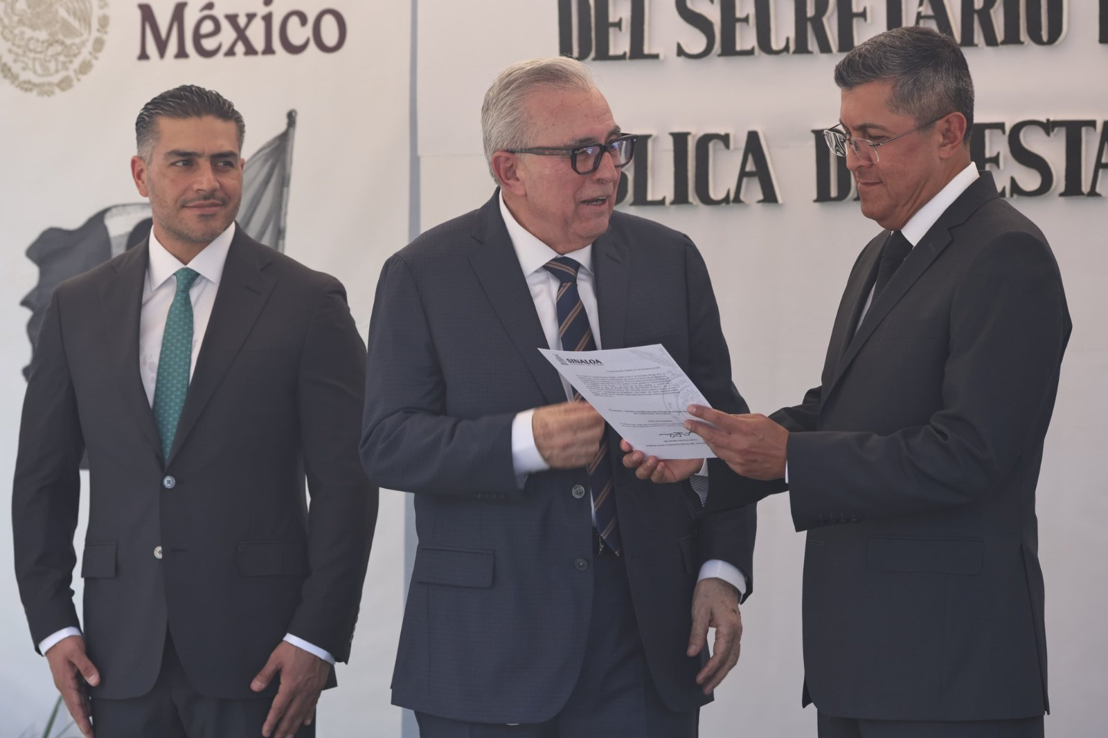 Designan a Óscar Rentería Schazarino como nuevo secretario de Seguridad en Sinaloa