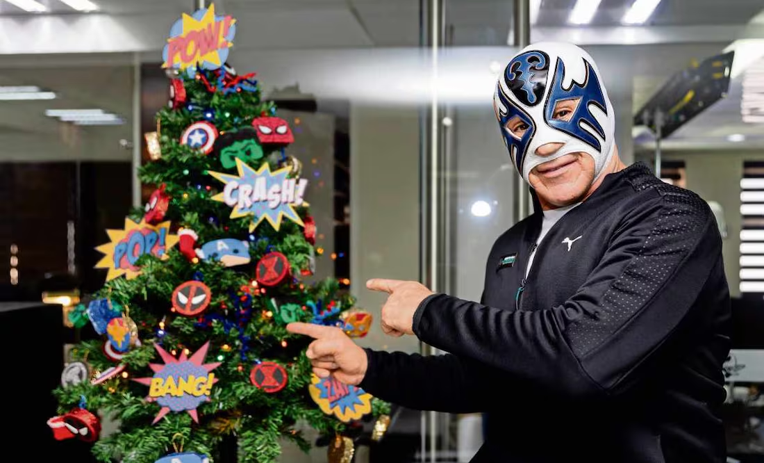 Los deseos navideños de Atlantis, leyenda de la lucha libre mexicana