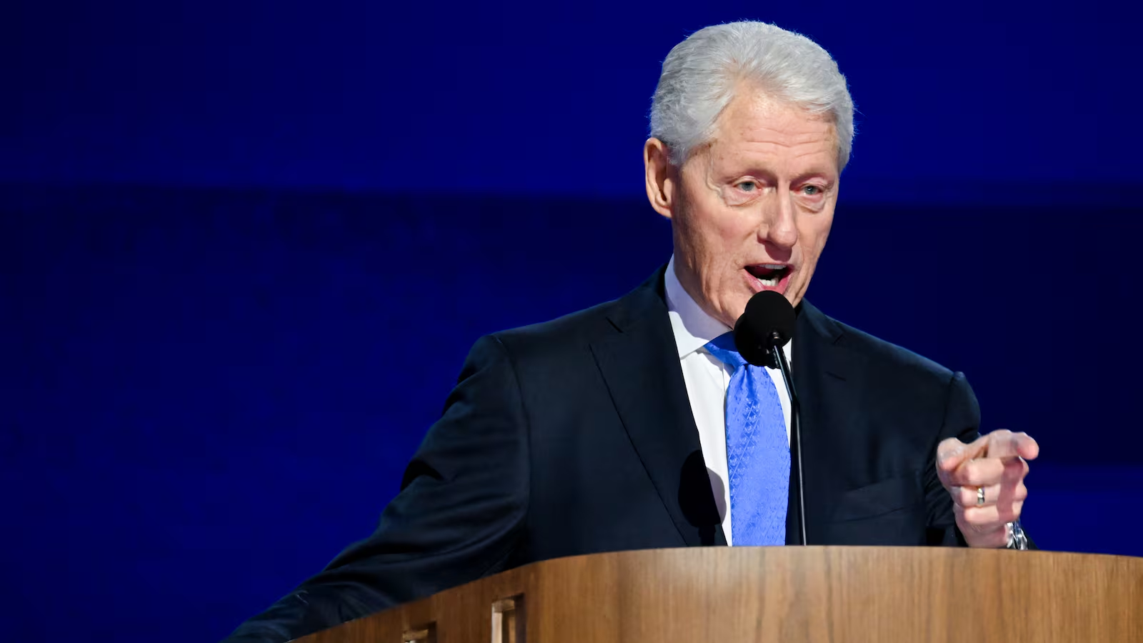 Bill Clinton es dado de alta: ¿Por qué hospitalizaron al expresidente de EU?