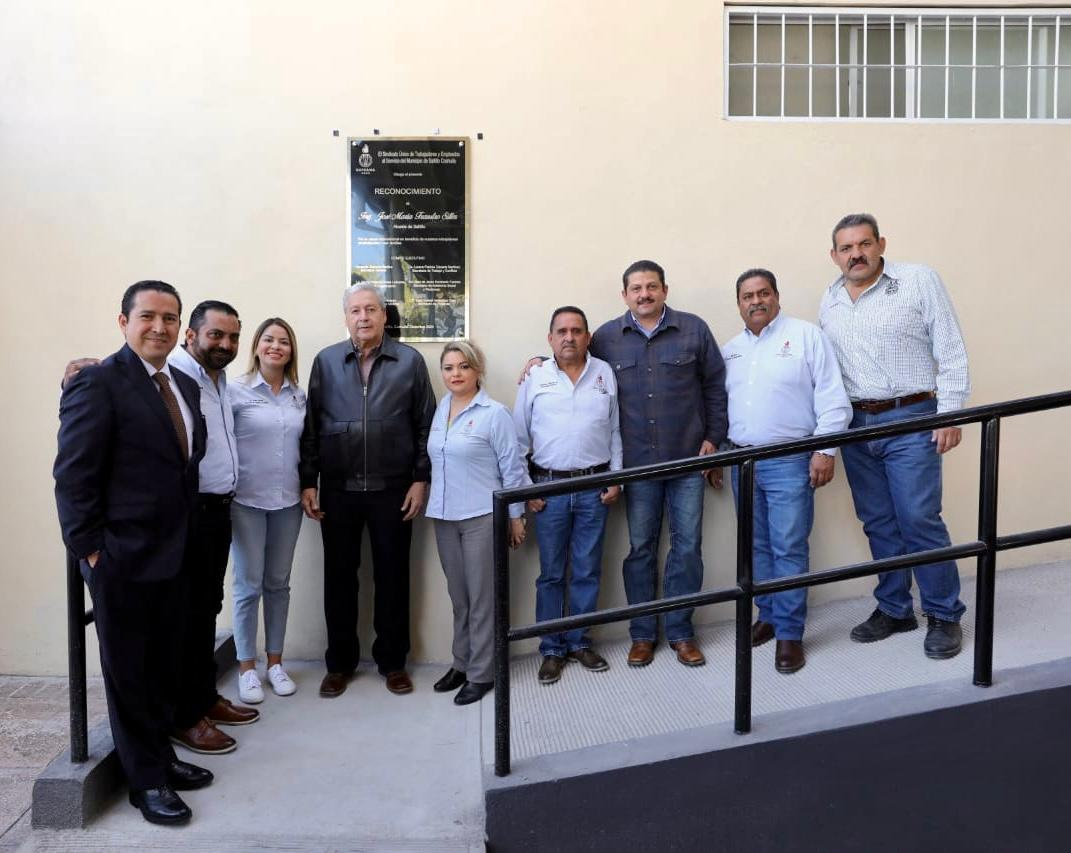 Destaca Chema Fraustro compromiso y lealtad de los trabajadores municipales