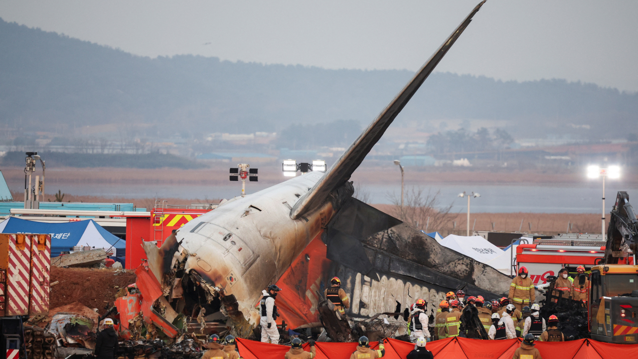 Accidente aéreo en Corea del Sur deja 179 muertos