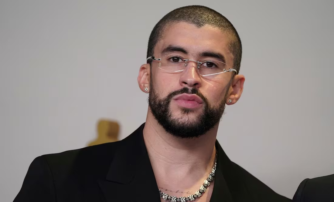 Bad Bunny regresa a la música con «El Club» y sorprende a sus fans