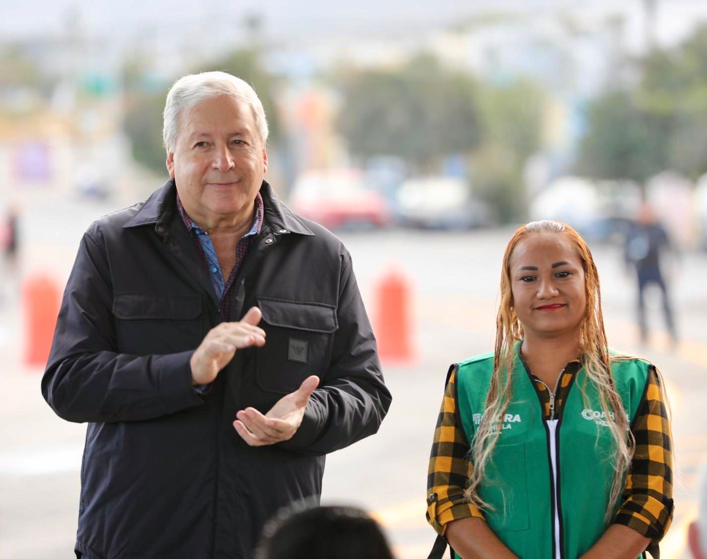 Agradecen vecinos de Mirasierra construcción de puente