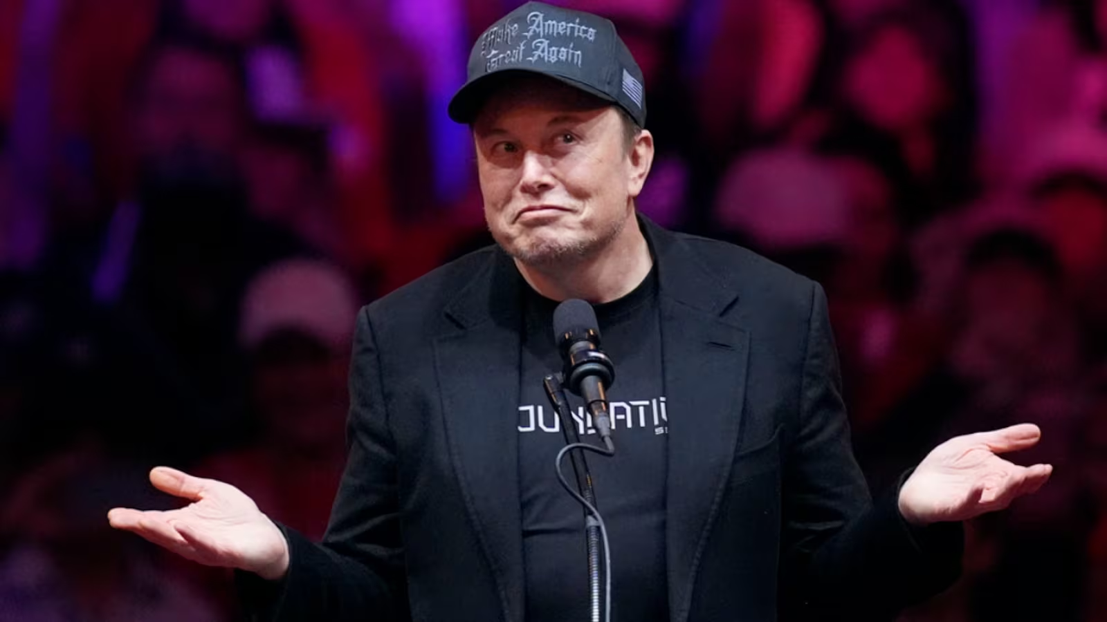 Elon Musk: Es el primer hombre en superar los 400 mil mdd de riqueza