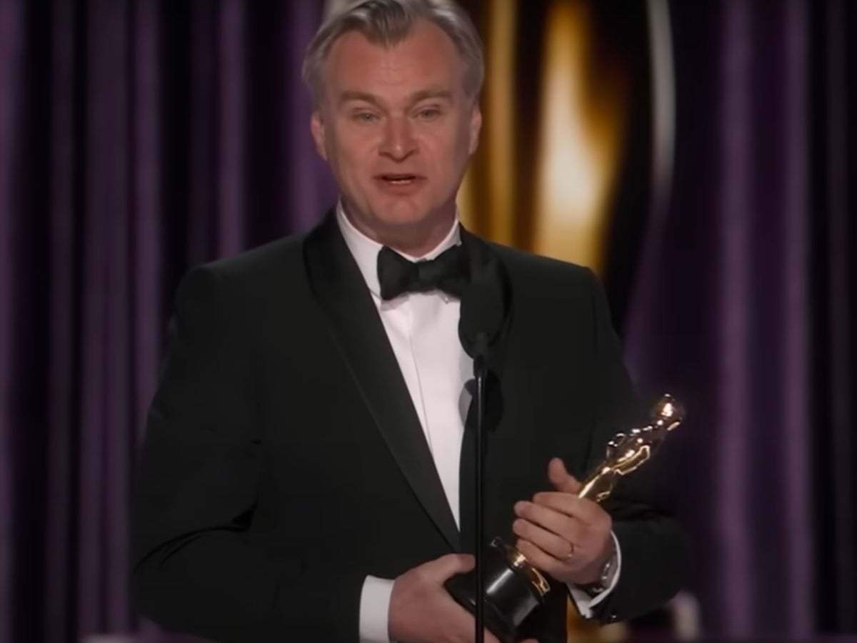 Christopher Nolan fue nombrado ‘caballero’ por rey Carlos III