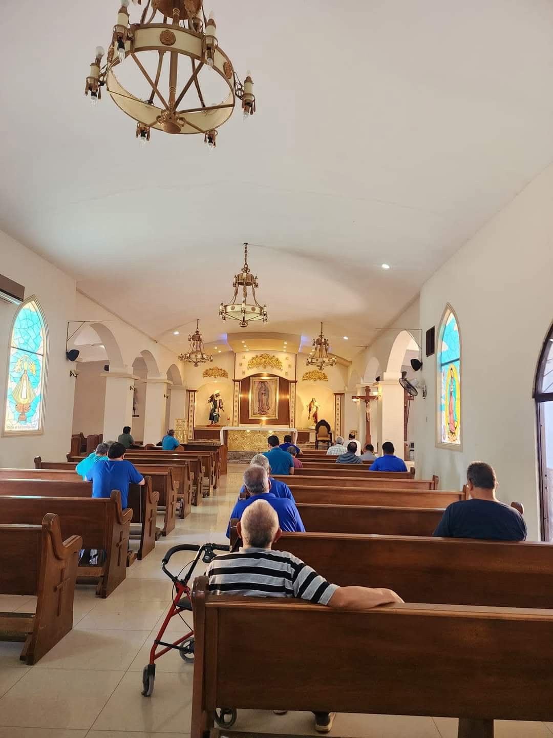 Roba “El Bebo” Santos Óleos de iglesia de Palaú