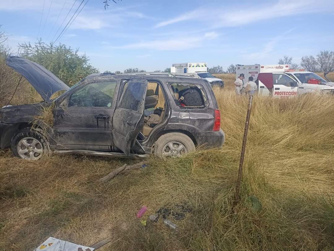 Deja volcadura a cuatro lesionadas     