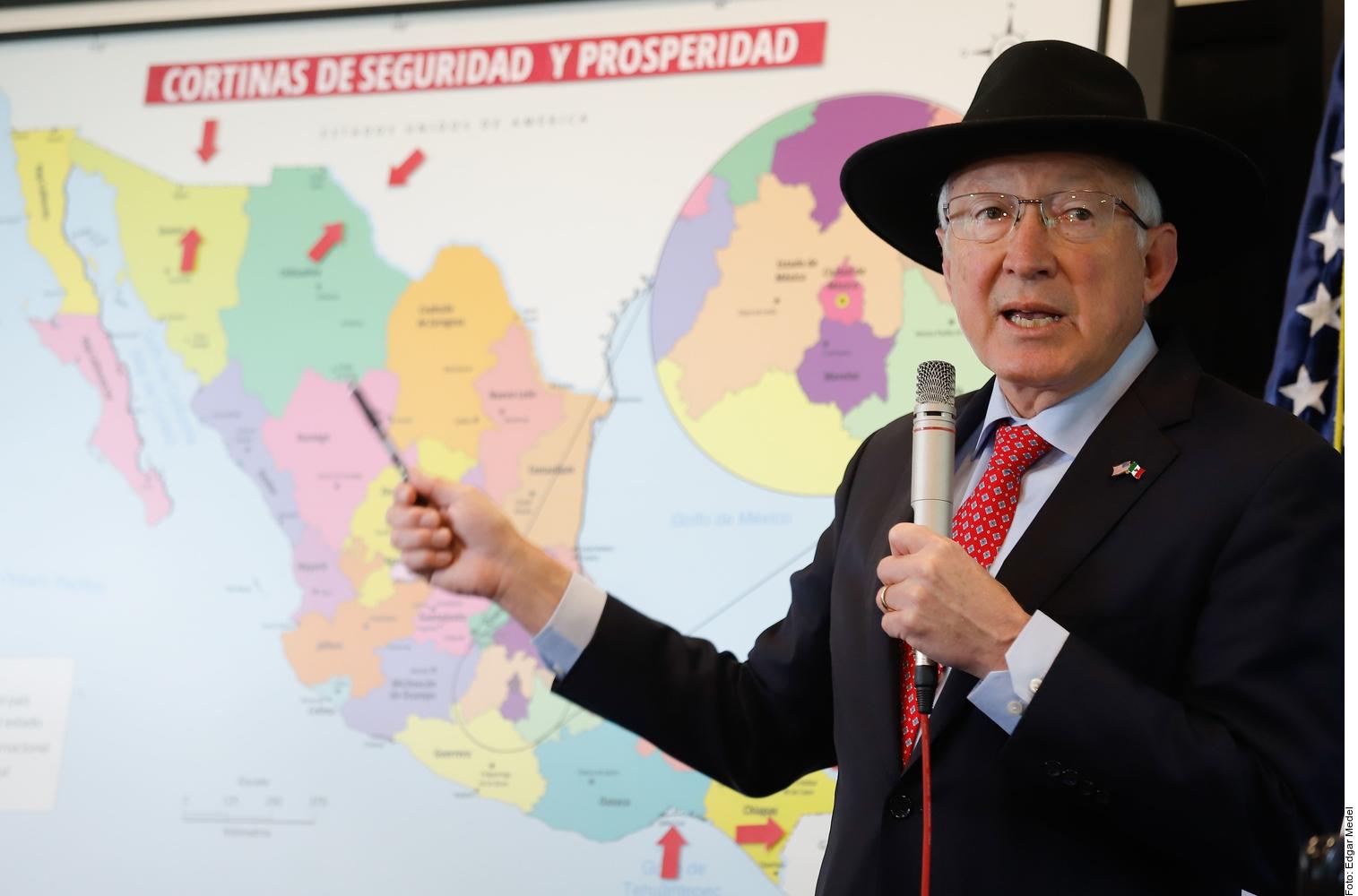 ‘Problema de seguridad de Sinaloa viene de sexenios anteriores’: Ken Salazar destaca trabajos de Sheinbaum