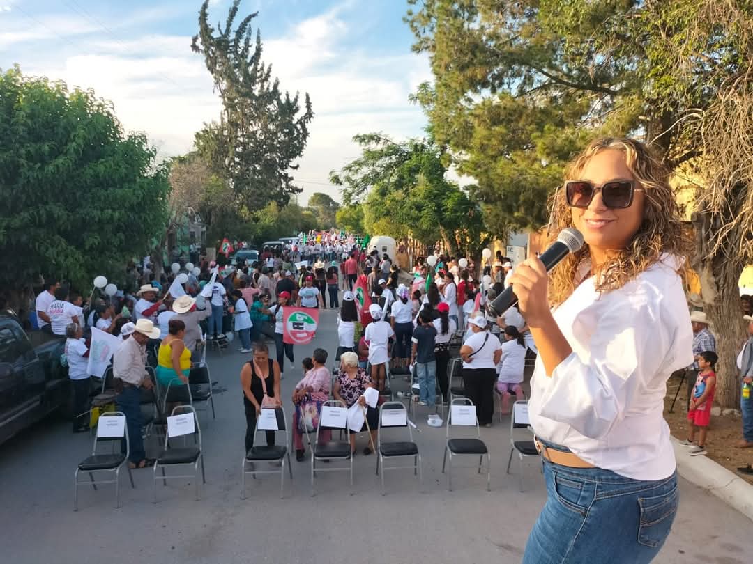 Es Alida Garza la Voz de Parras