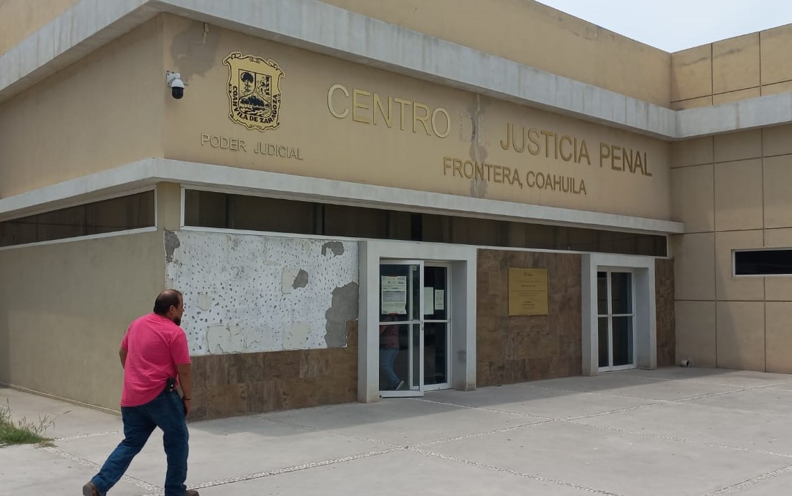 Acusan a 2 hermanos de despojo millonario