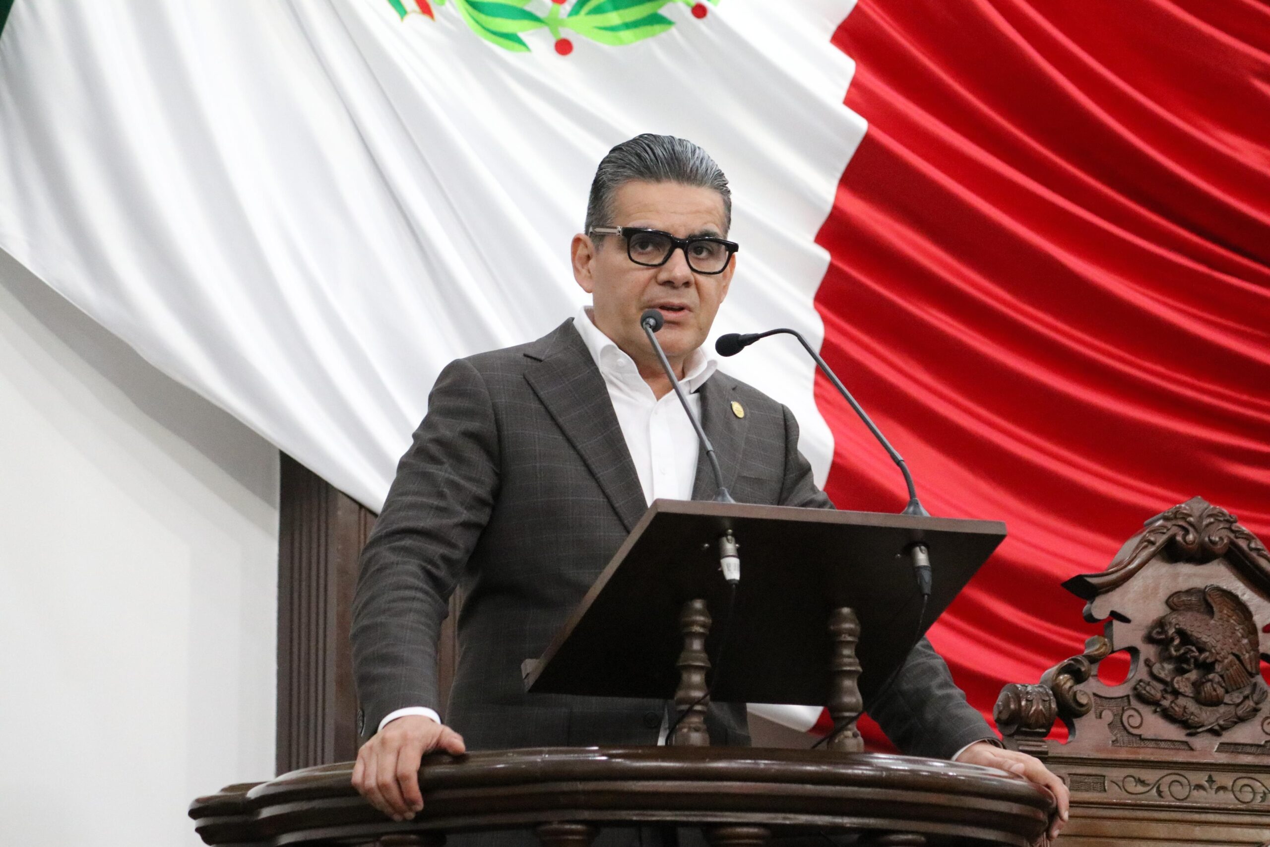 Supervisar la extracción de material pétreo: Congreso