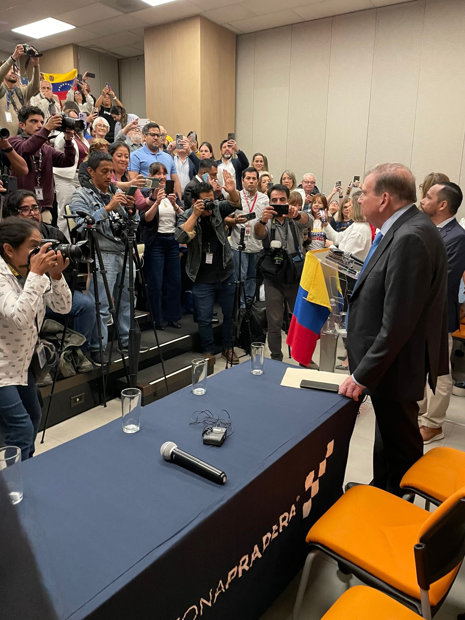 Edmundo Gonzáles reaparece en Guatemala tras toma de posesión de Maduro