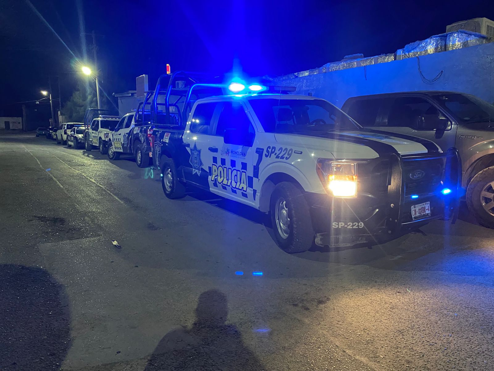 Localizan policías a niño extraviado