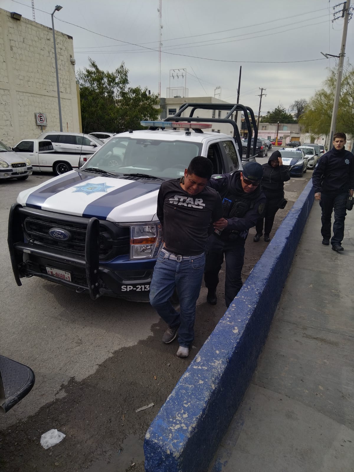Reacciona taxista ante supuesto robo