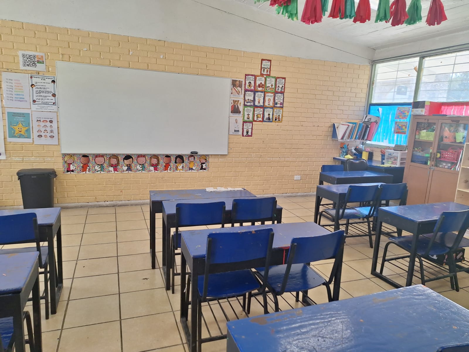 Registran escuelas un ausentismo total