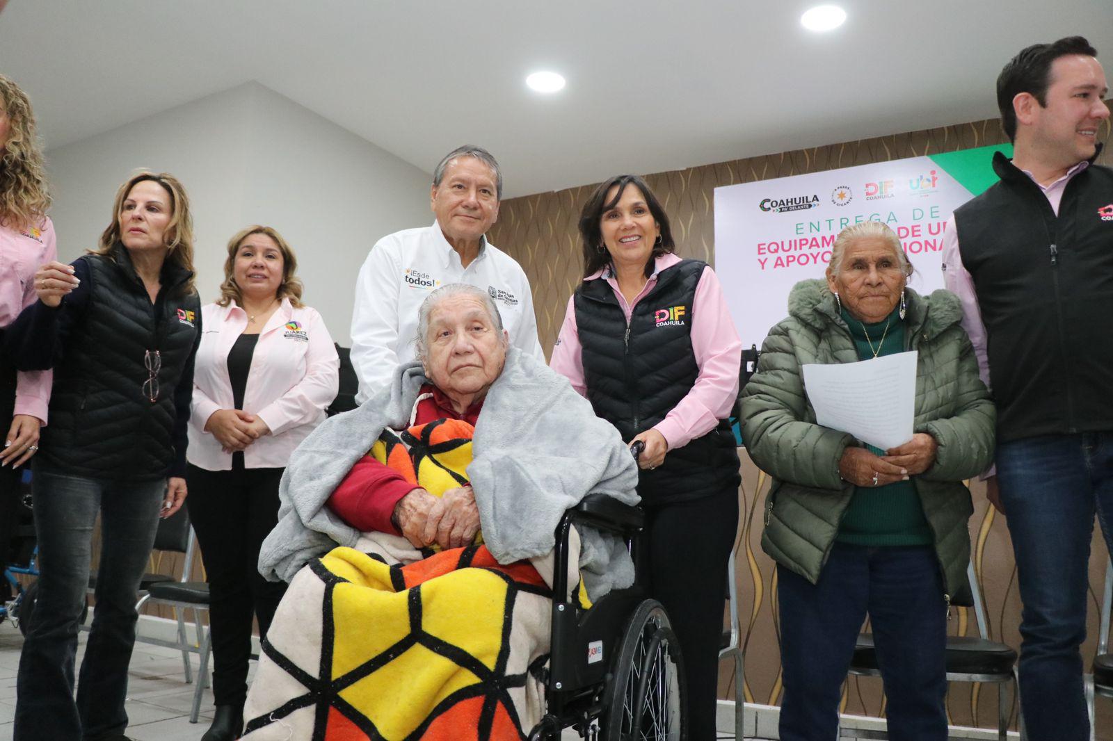 Entregan apoyos funcionales en SJS