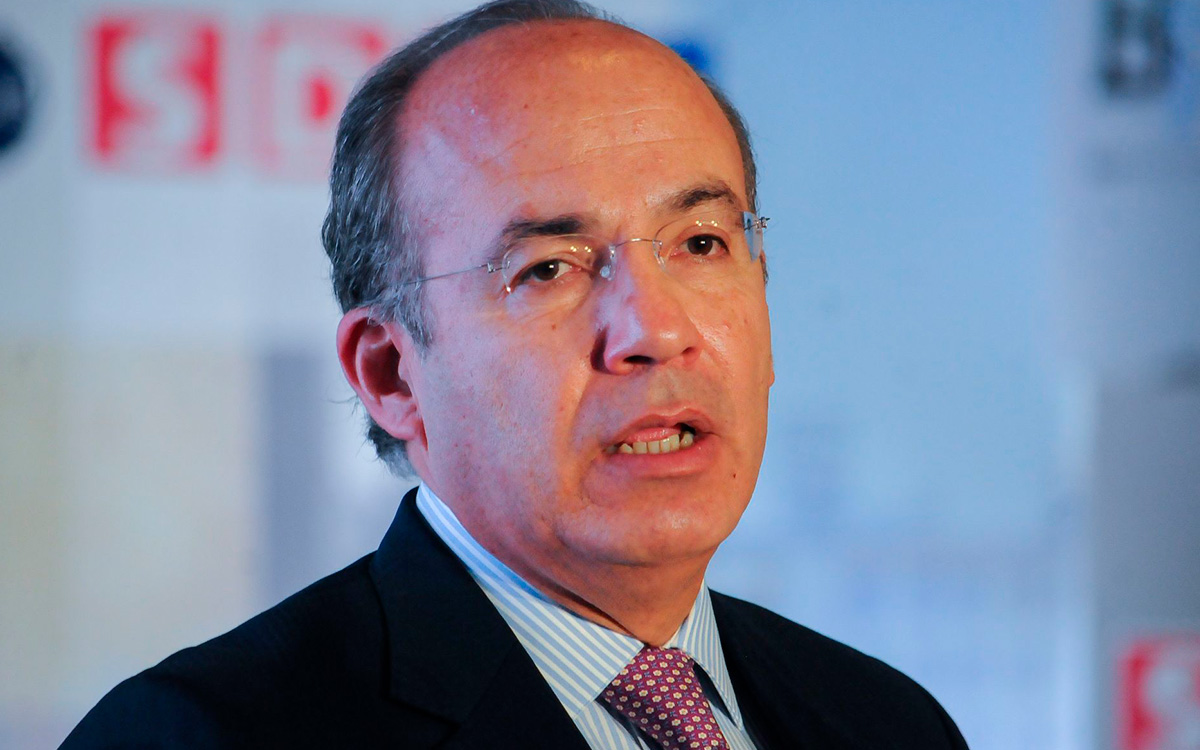 Sheinbaum se lanza contra Calderón: ‘¿Quién declara la guerra en su propio país?’