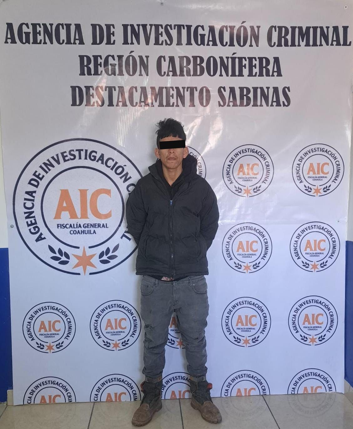 Detiene la policía de Sabinas a Sacrílego luego de robar en la parroquia de San Pablo