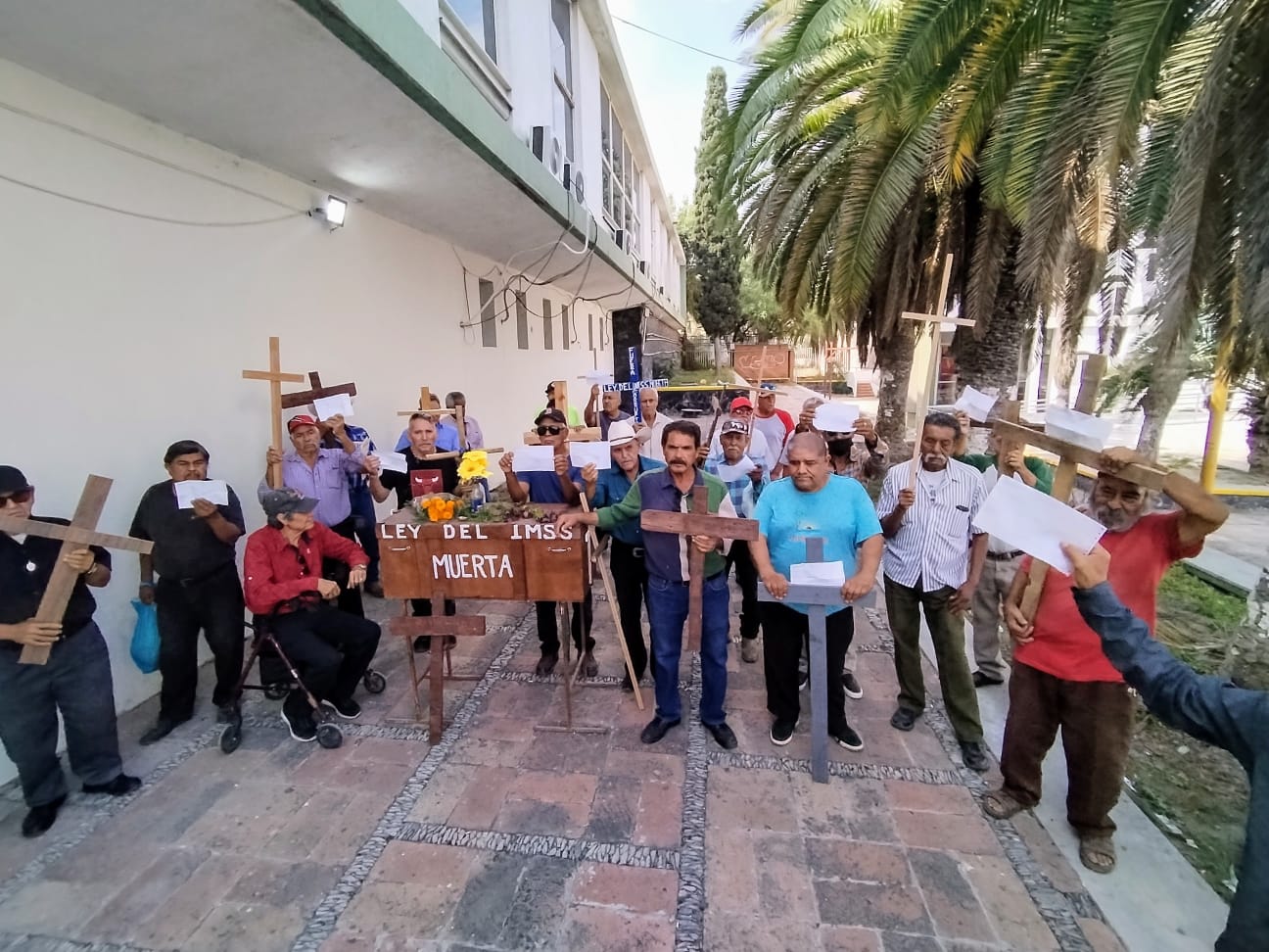 Subirán minipensiones sólo 150 pesos por mes