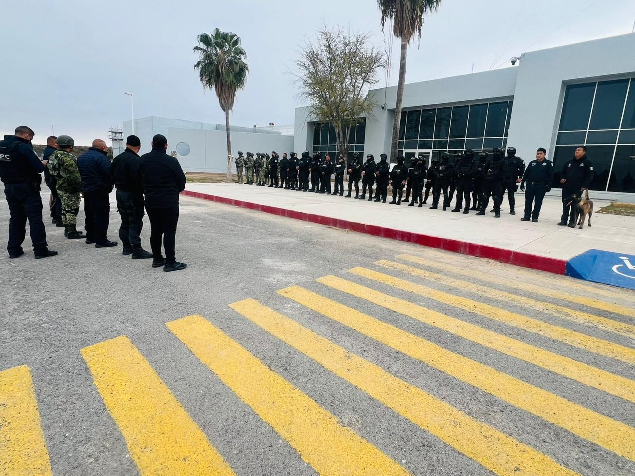 Operativo de revisión en el Cereso Monclova