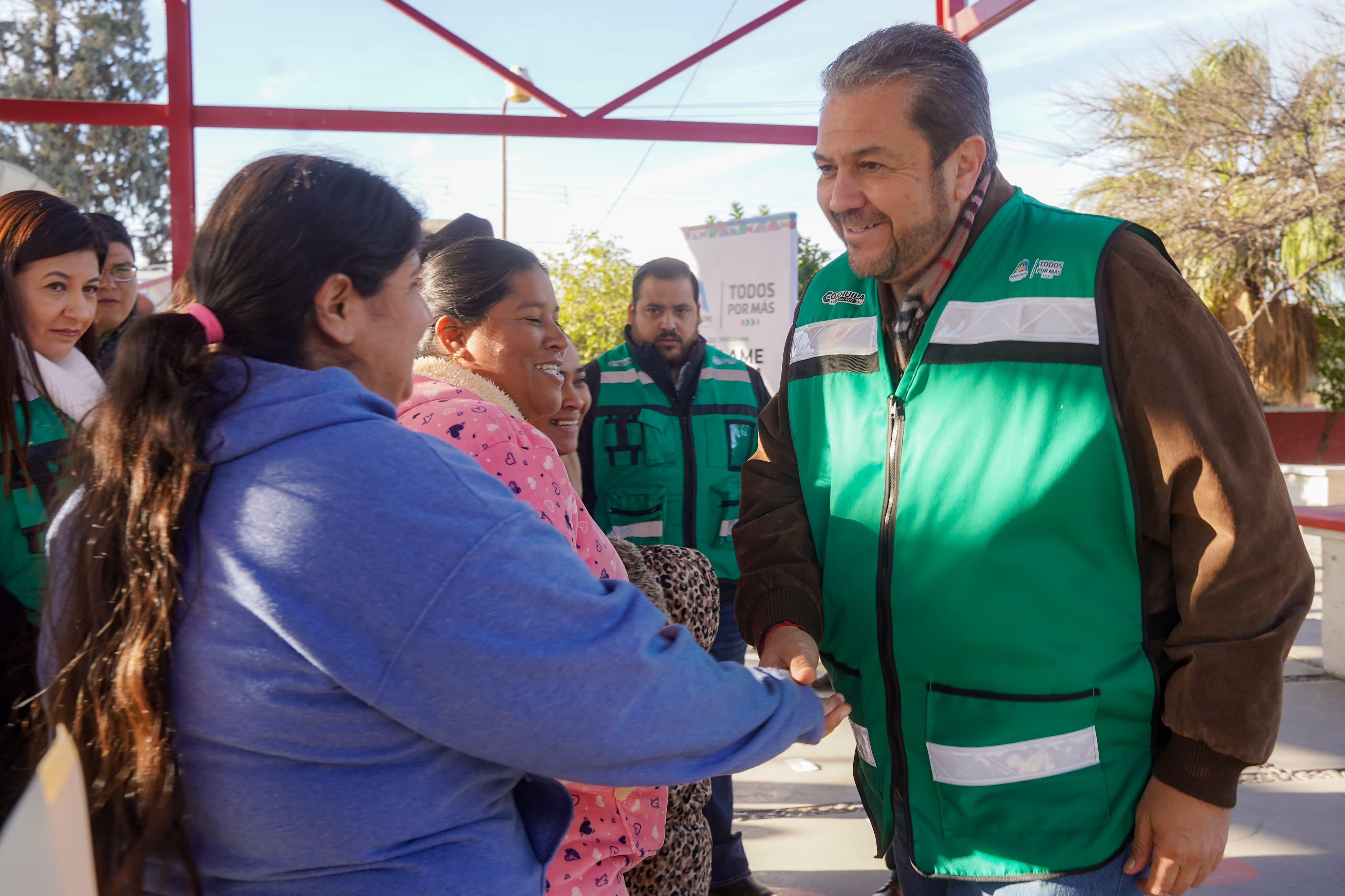 Rehabilita Ramos Arizpe campos de juego de Unidad Eulalio Gutiérrez