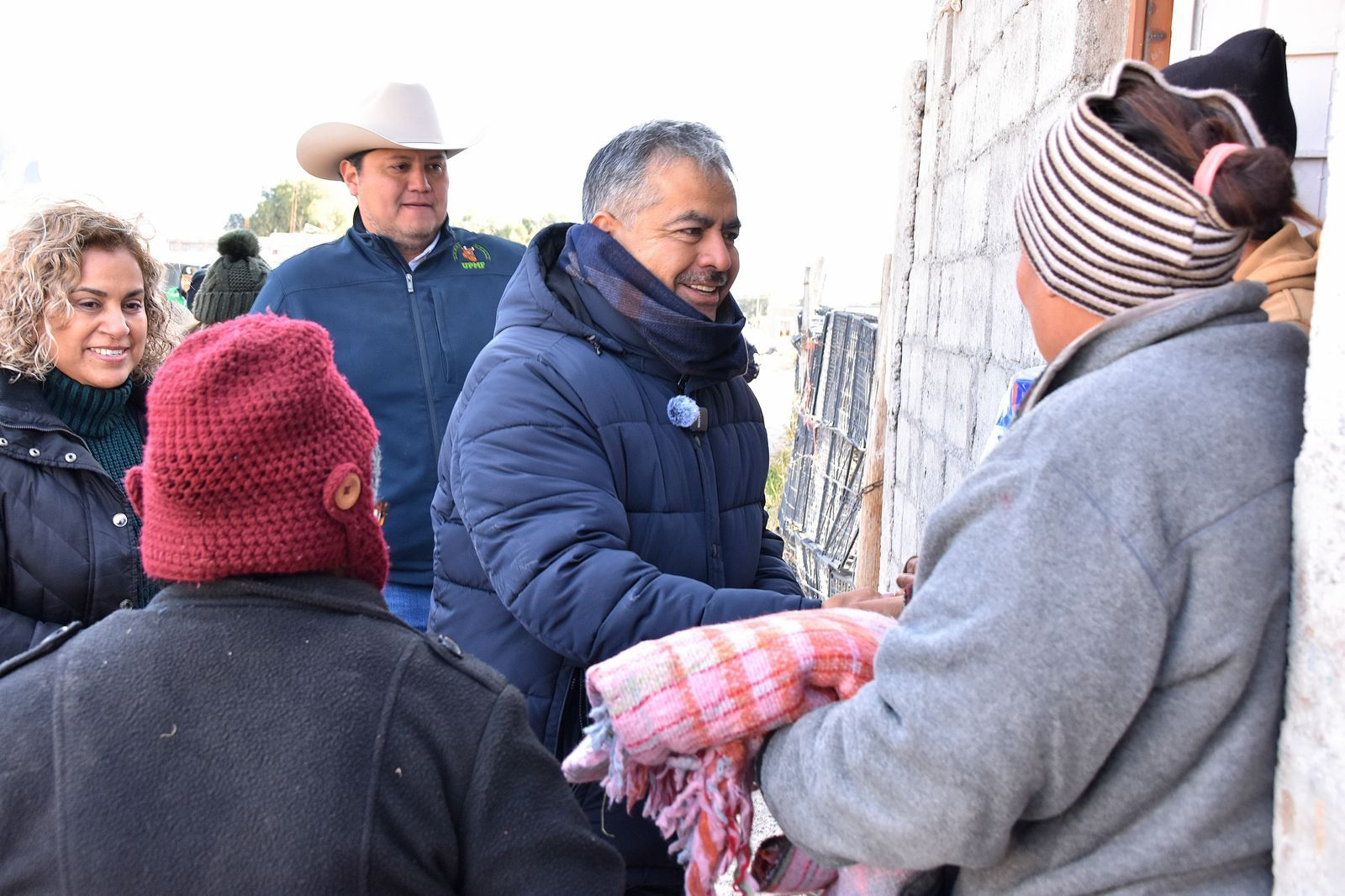 Protege Víctor Leija a familias vulnerables de Cuatro Ciénegas