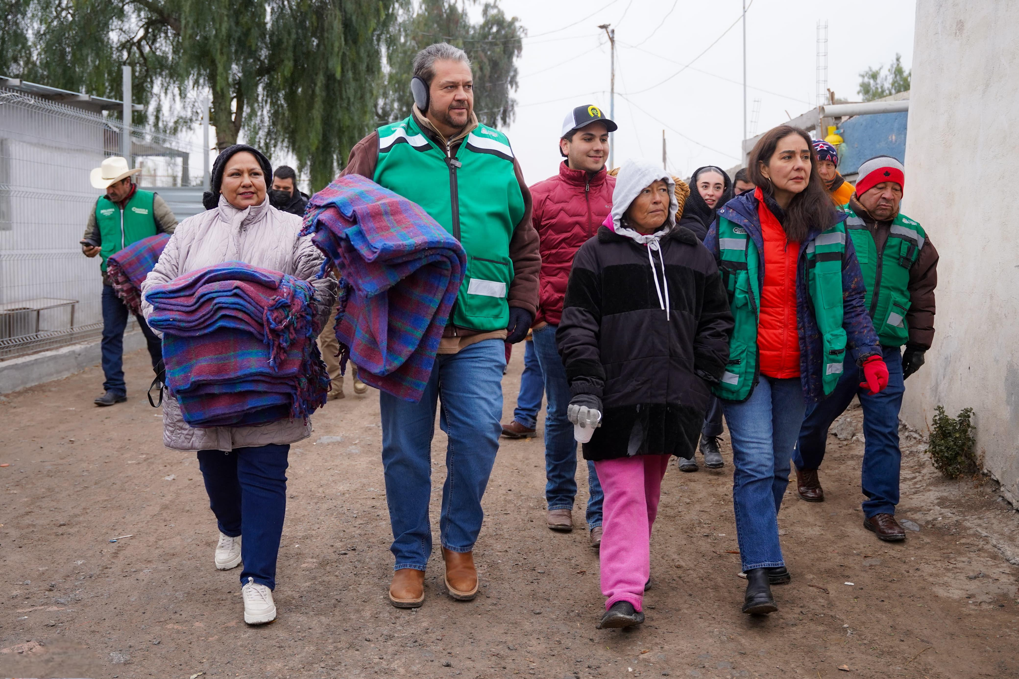 Apoya Gobierno de Ramos Arizpe a sectores vulnerables por frente frío