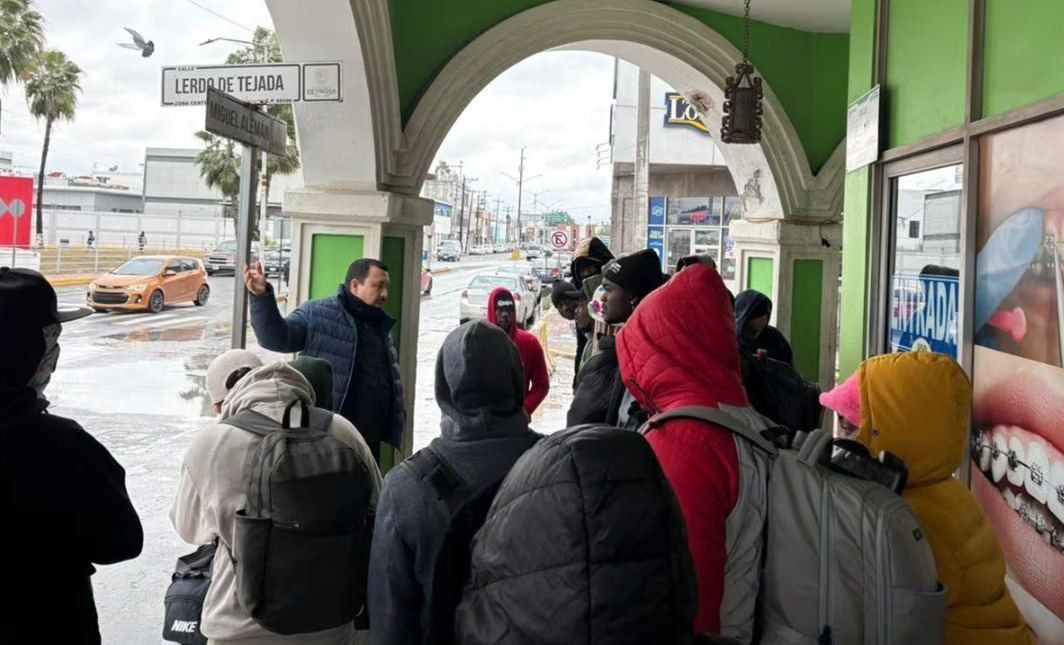 Llegan a Reynosa primeros repatriados y deportados de EU